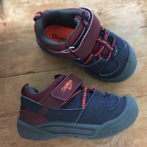 OshKosh 5 Toddler Adventure Sneaker Slip On Shoes